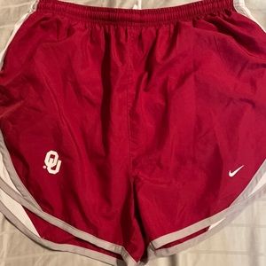 Nike OU a running shorts